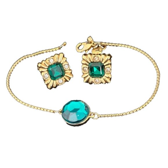 Ann Taylor Gold-Tone Bracelet w/ Emerald Green Glass Stone + Earrings ***READ*** - Picture 1 of 6
